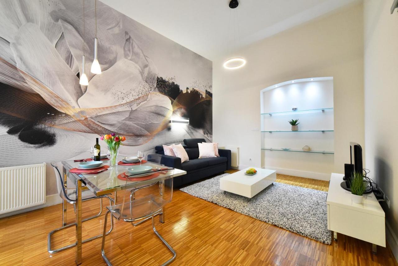 Heart And Soul Apartment *